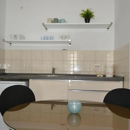 Apartment Black And White Spacious